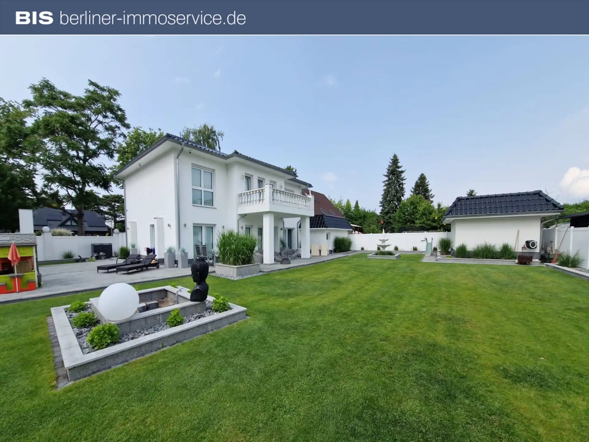 Exklusive Luxusvilla mit Gästehaus & maximaler Privatsphäre!