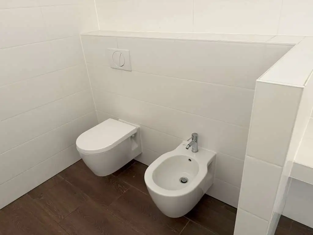 Bidet & WC